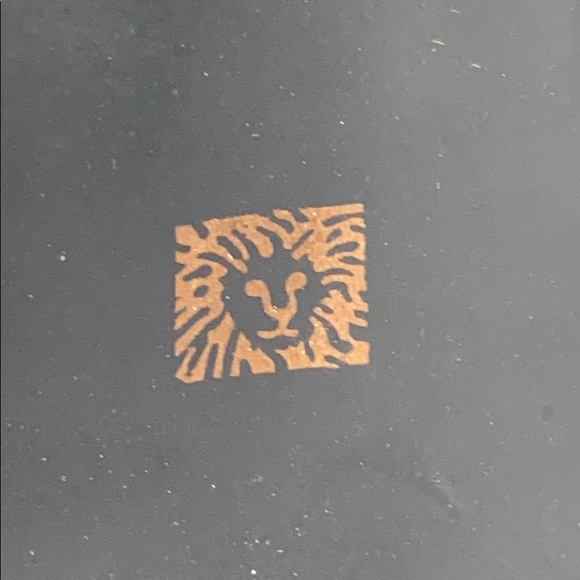 NWOT Suede Peep-Toe Heel w/Gold Accents Sz 9.5 - Picture 14 of 15